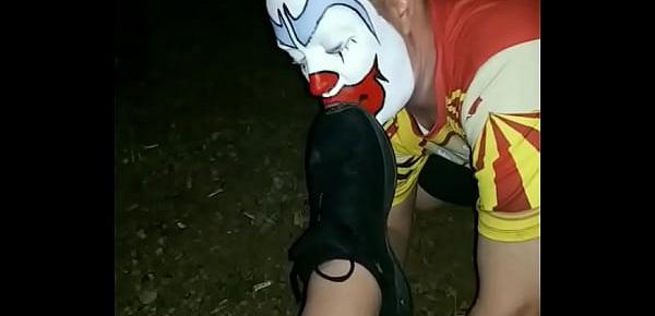  Clown Worshiping Size 12 Muddy Shoes